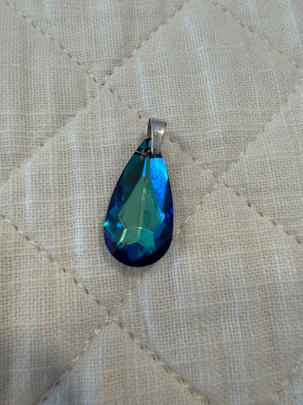 Blue-Green Teardrop Crystal Pendant Necklace